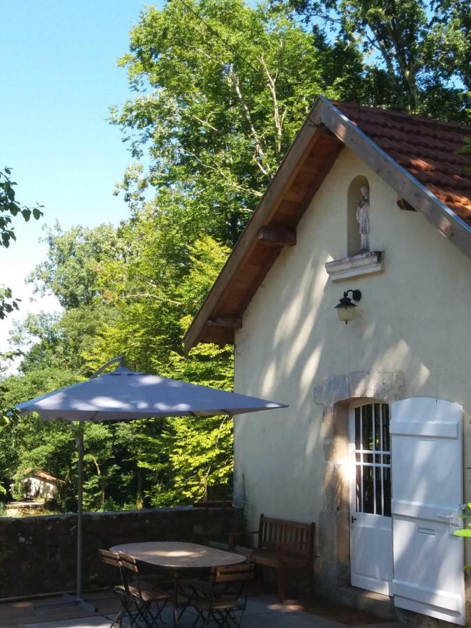 La Chapelle Du Chateau Gite Pouillon Exterior foto